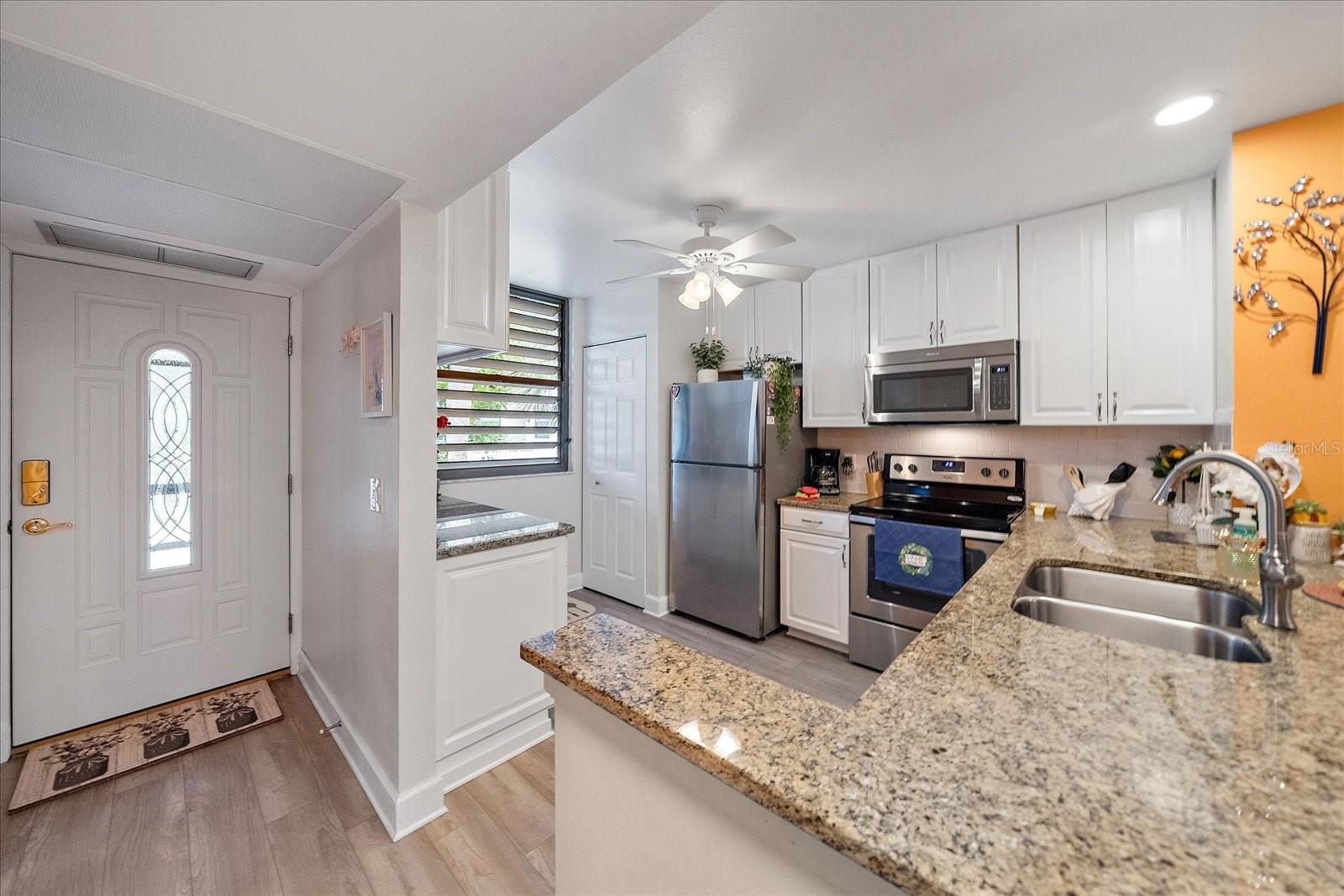 Image 20 of 59 For 257 Sherwood Drive 257