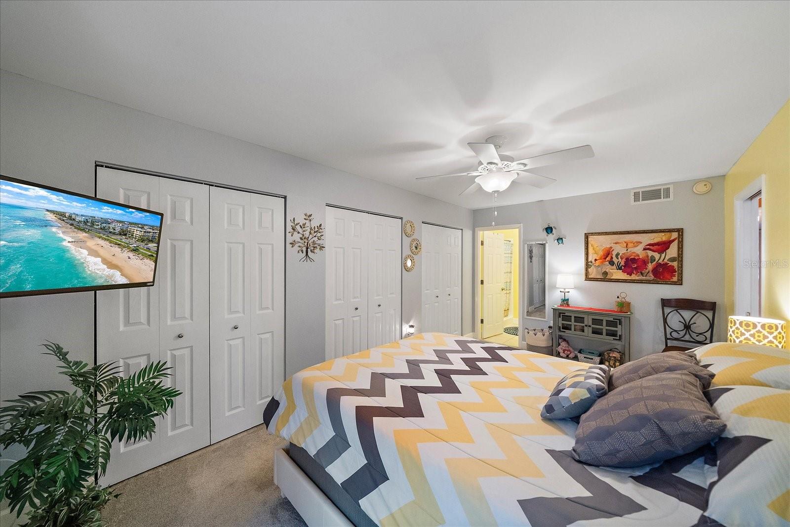 Image 36 of 59 For 257 Sherwood Drive 257