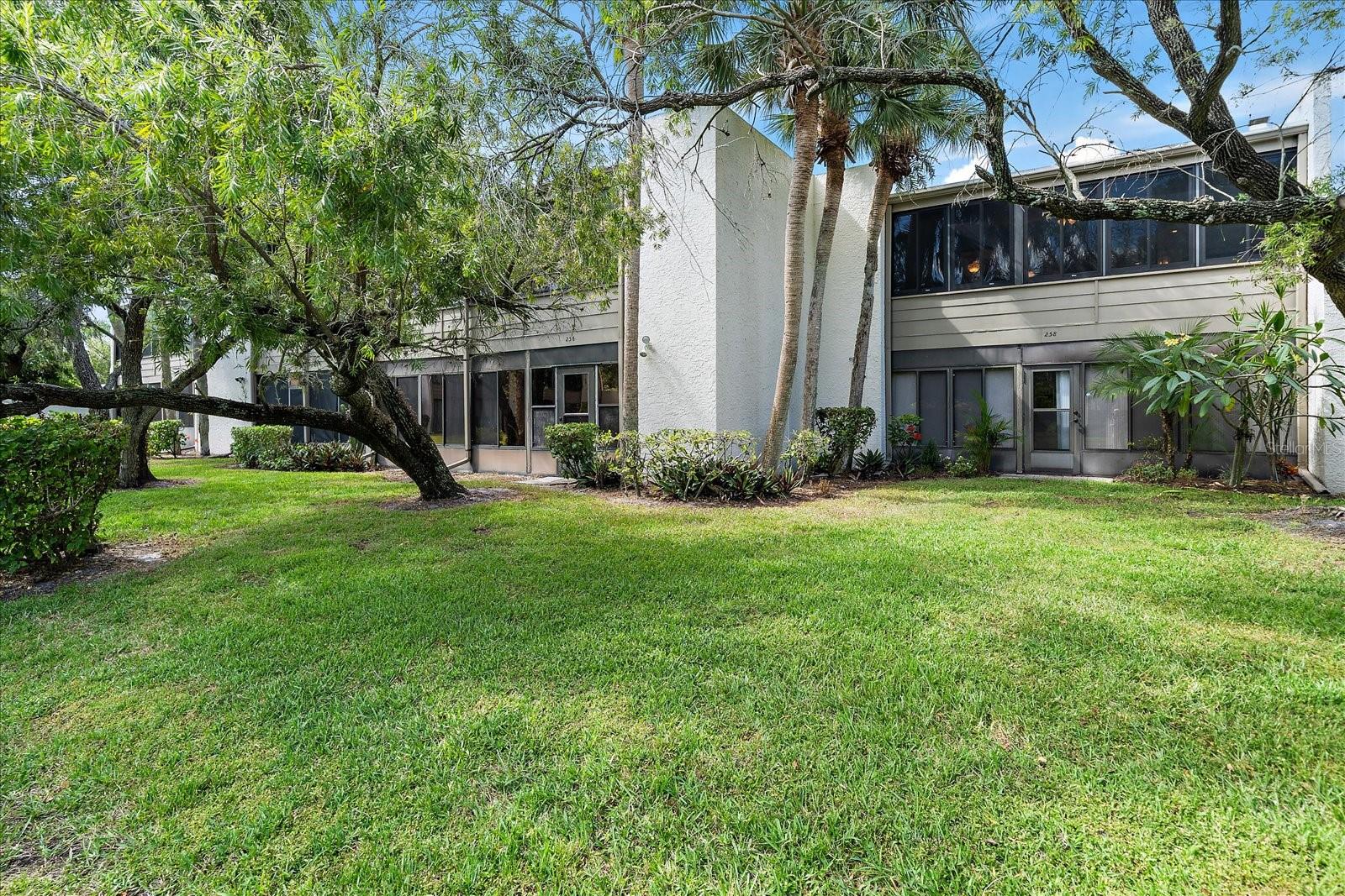 Image 43 of 59 For 257 Sherwood Drive 257