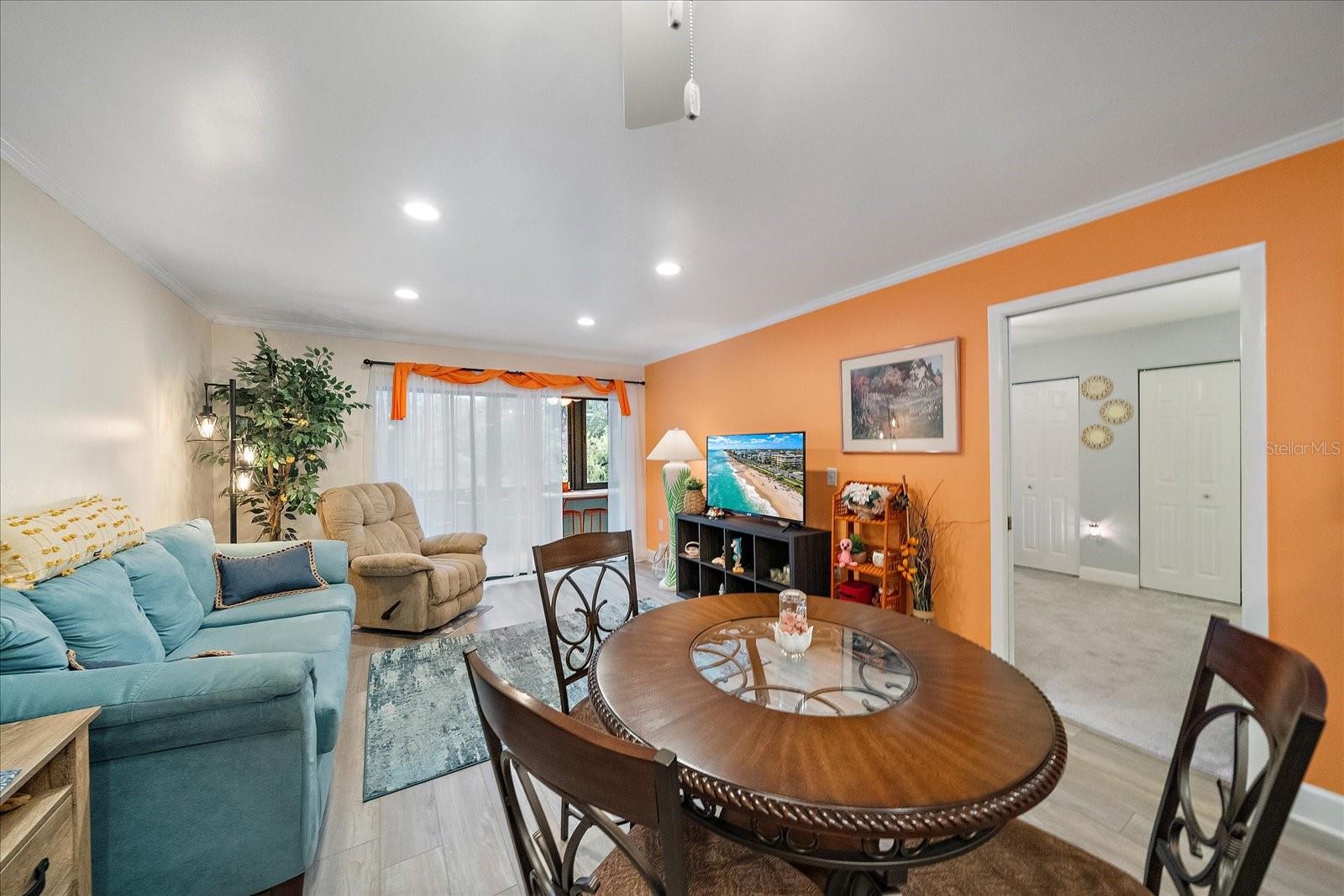 Image 6 of 59 For 257 Sherwood Drive 257