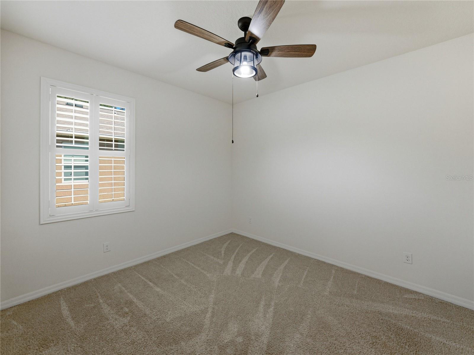 Image 35 of 61 For 12717 Eastpointe Drive