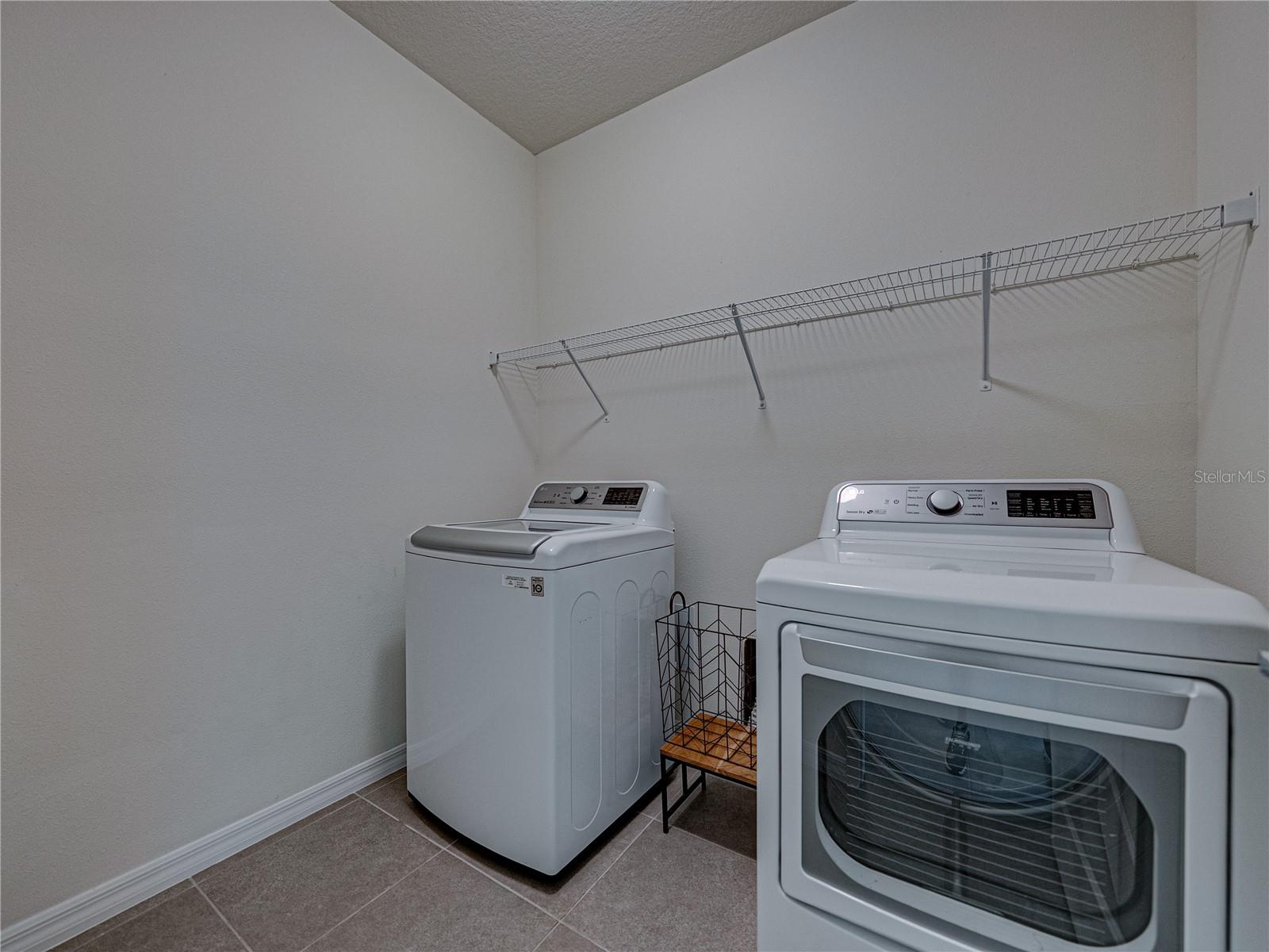 Image 39 of 61 For 12717 Eastpointe Drive