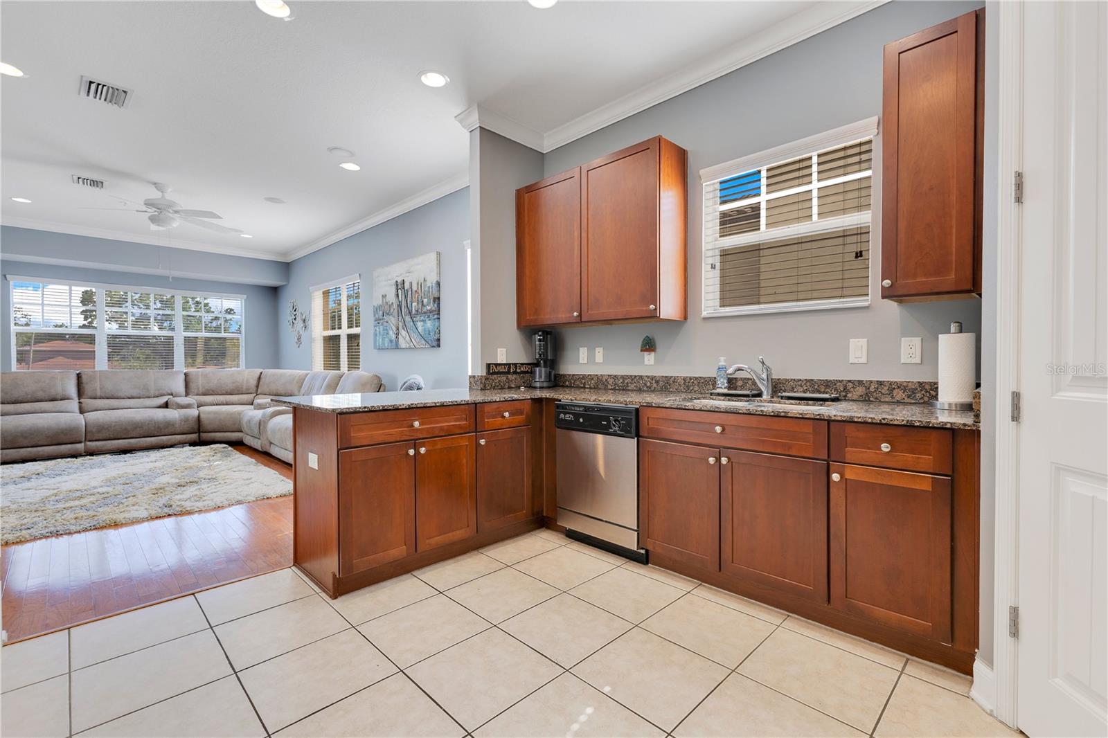 Image 9 of 30 For 4409 Gray Street 5
