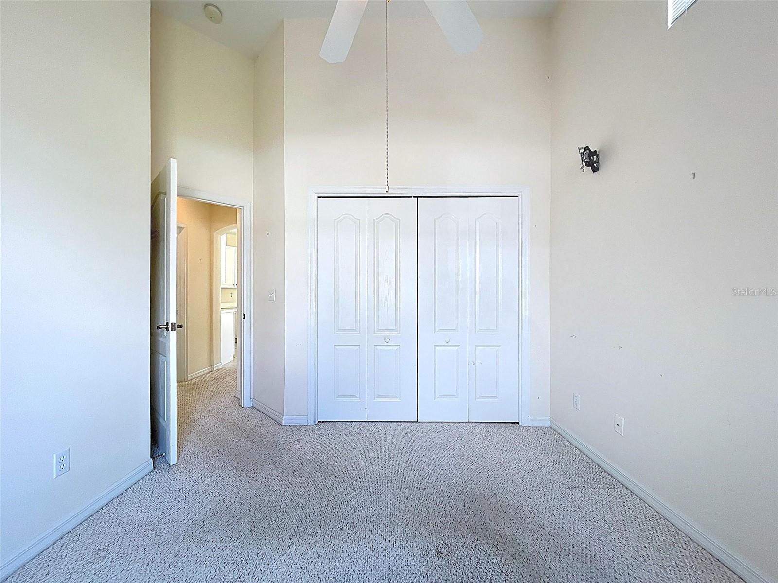 Image 39 of 92 For 2046 Inverness Greens Drive 2046