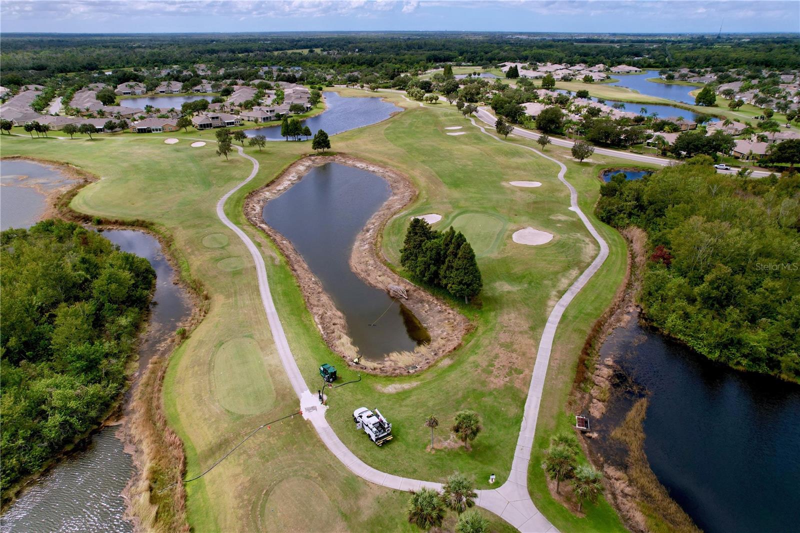 Image 55 of 92 For 2046 Inverness Greens Drive 2046