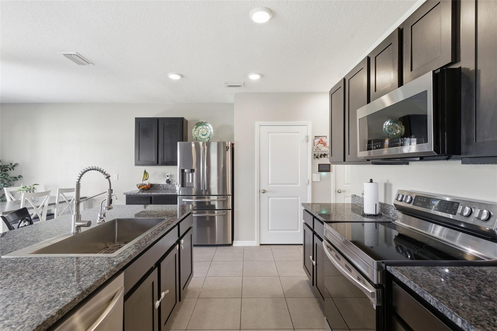 Image 18 of 54 For 16849 Trite Bend Street