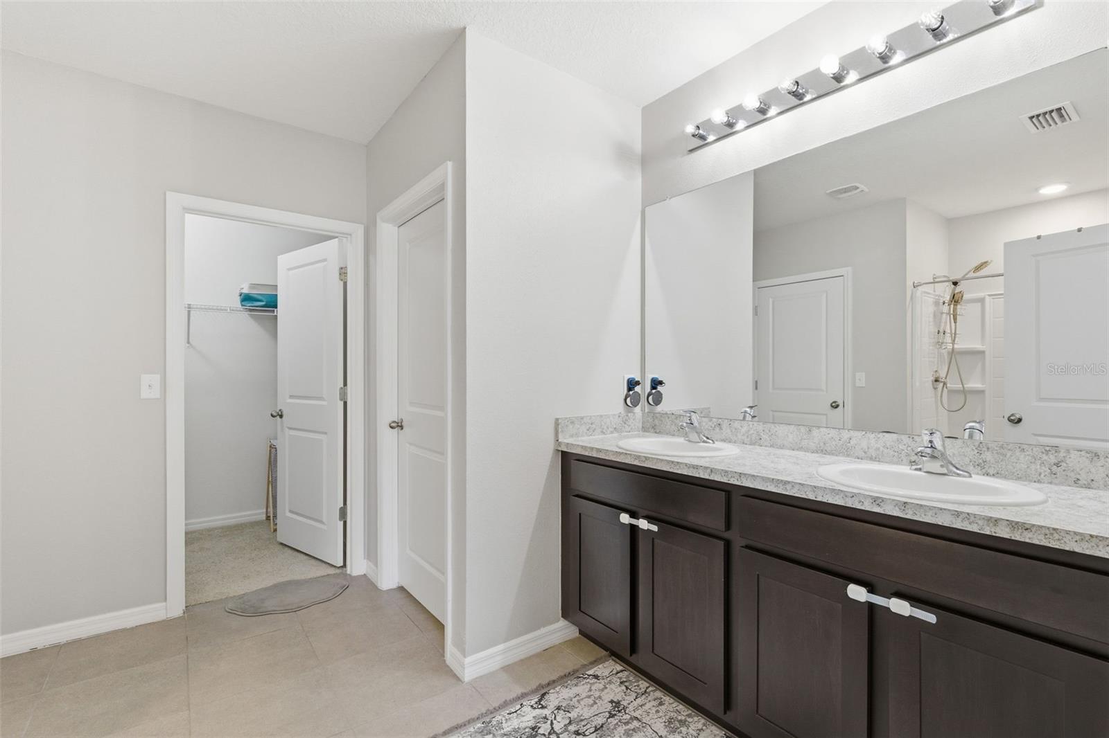 Image 28 of 54 For 16849 Trite Bend Street