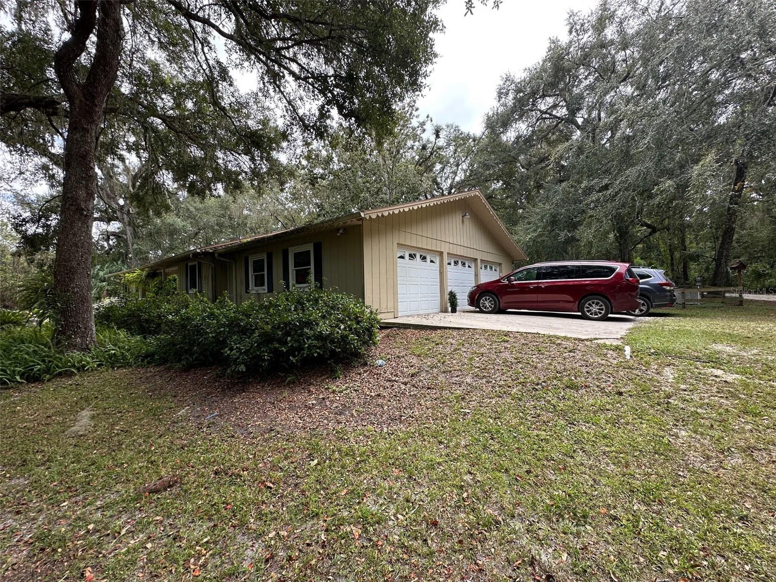 Image 2 of 14 For 24392 Lanark Road