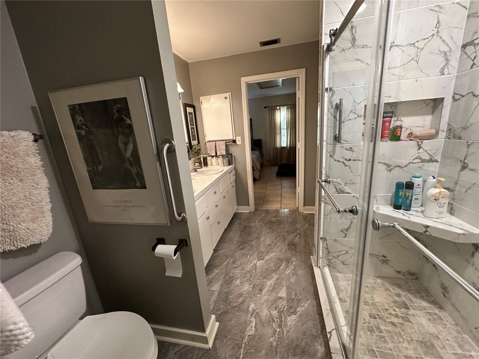 Image 33 of 58 For 24392 Lanark Road