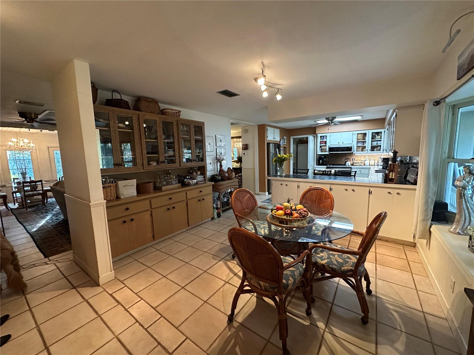 Image 42 of 58 For 24392 Lanark Road