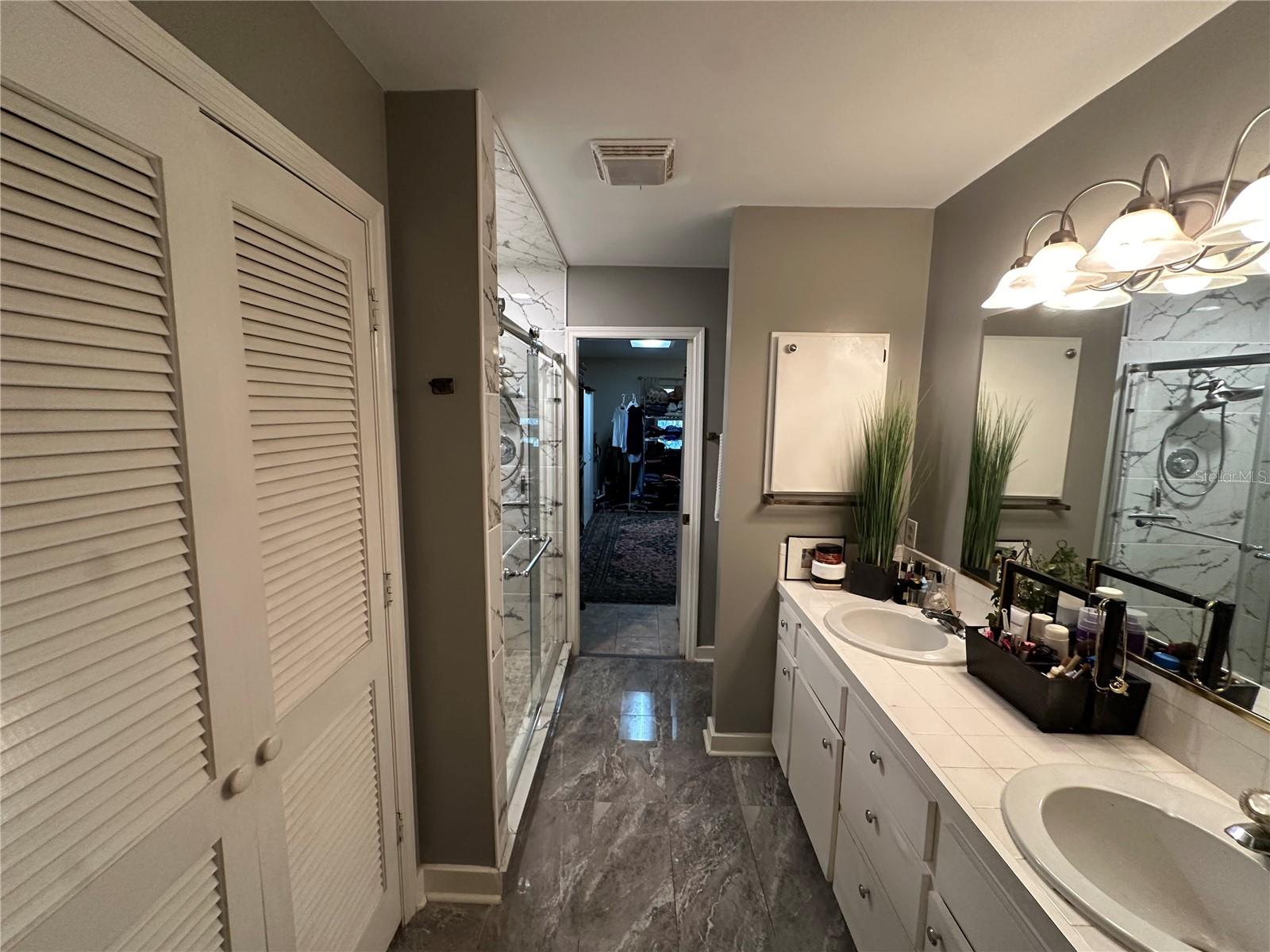 Image 51 of 58 For 24392 Lanark Road