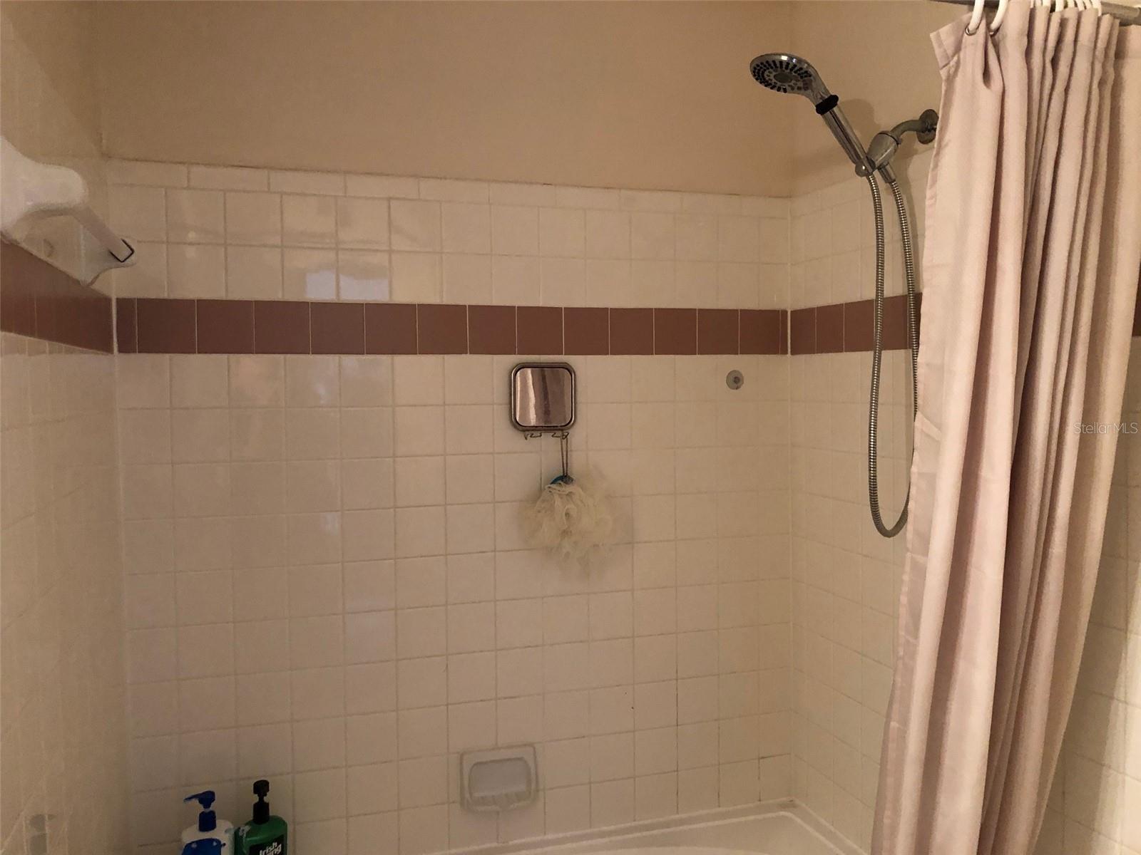 Image 7 of 11 For 115 112th Avenue Ne 104