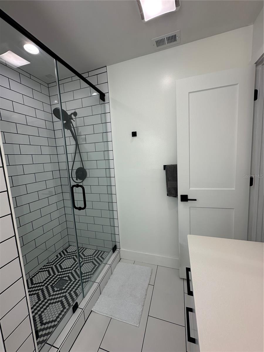 Image 12 of 34 For 10591 110th Way