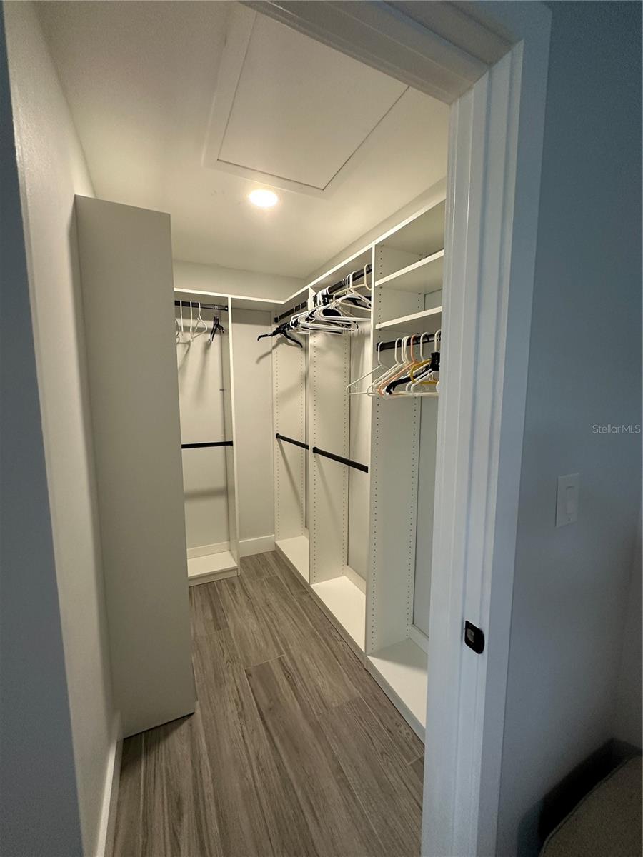 Image 13 of 34 For 10591 110th Way