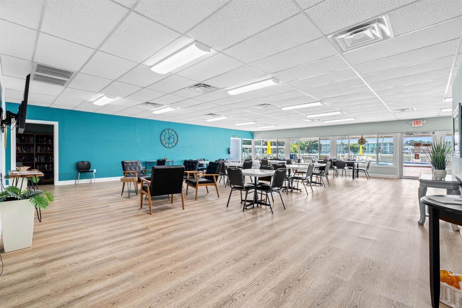 Image 22 of 25 For 2050 58th Avenue N 25