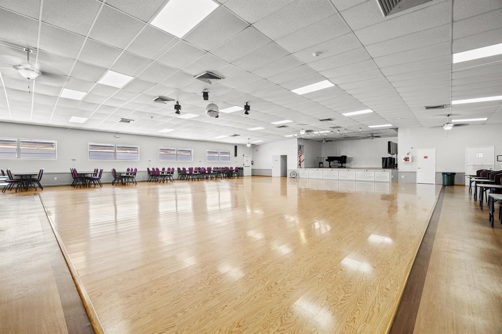 Image 24 of 25 For 2050 58th Avenue N 25