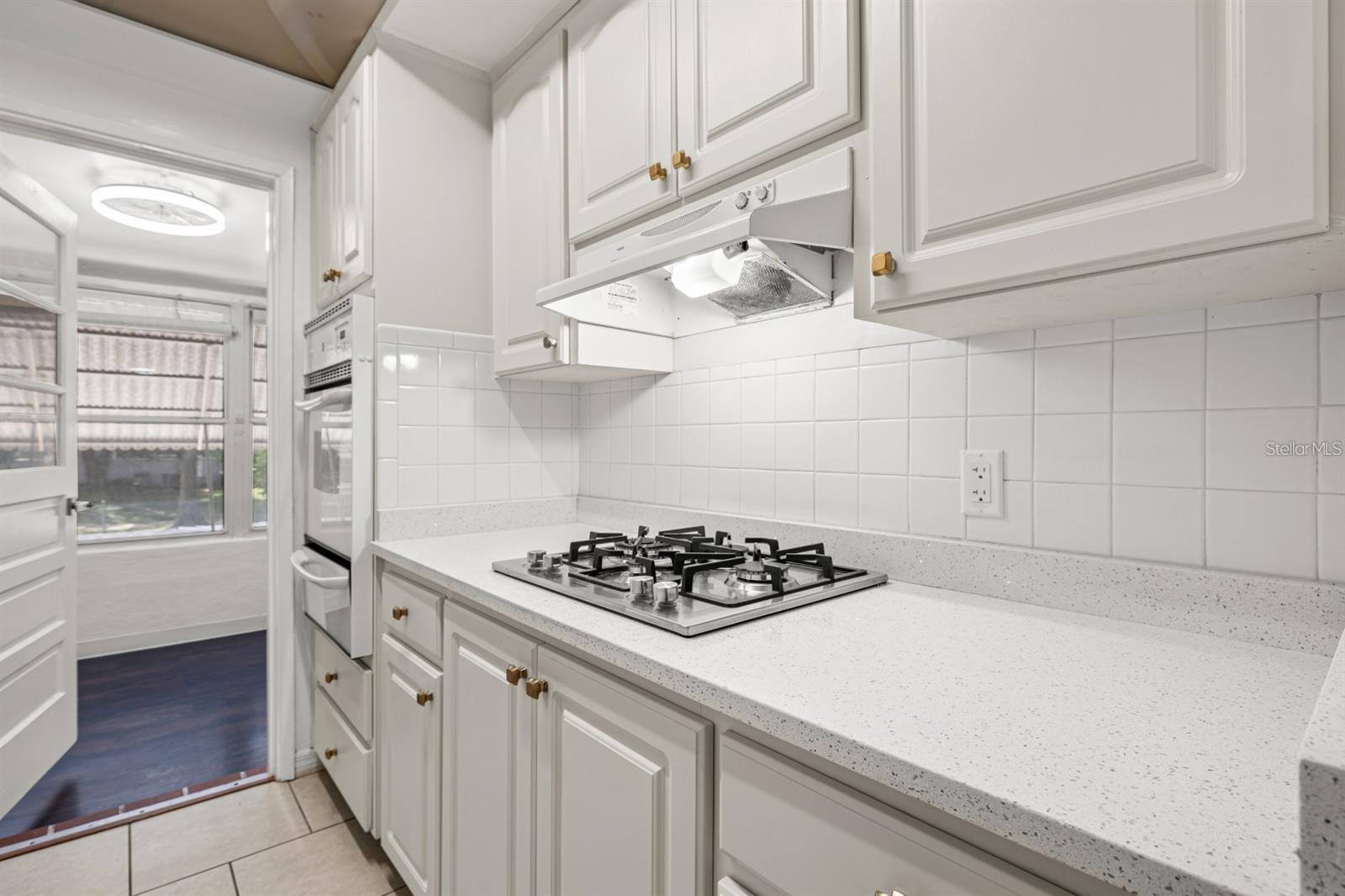 Image 9 of 25 For 2050 58th Avenue N 25