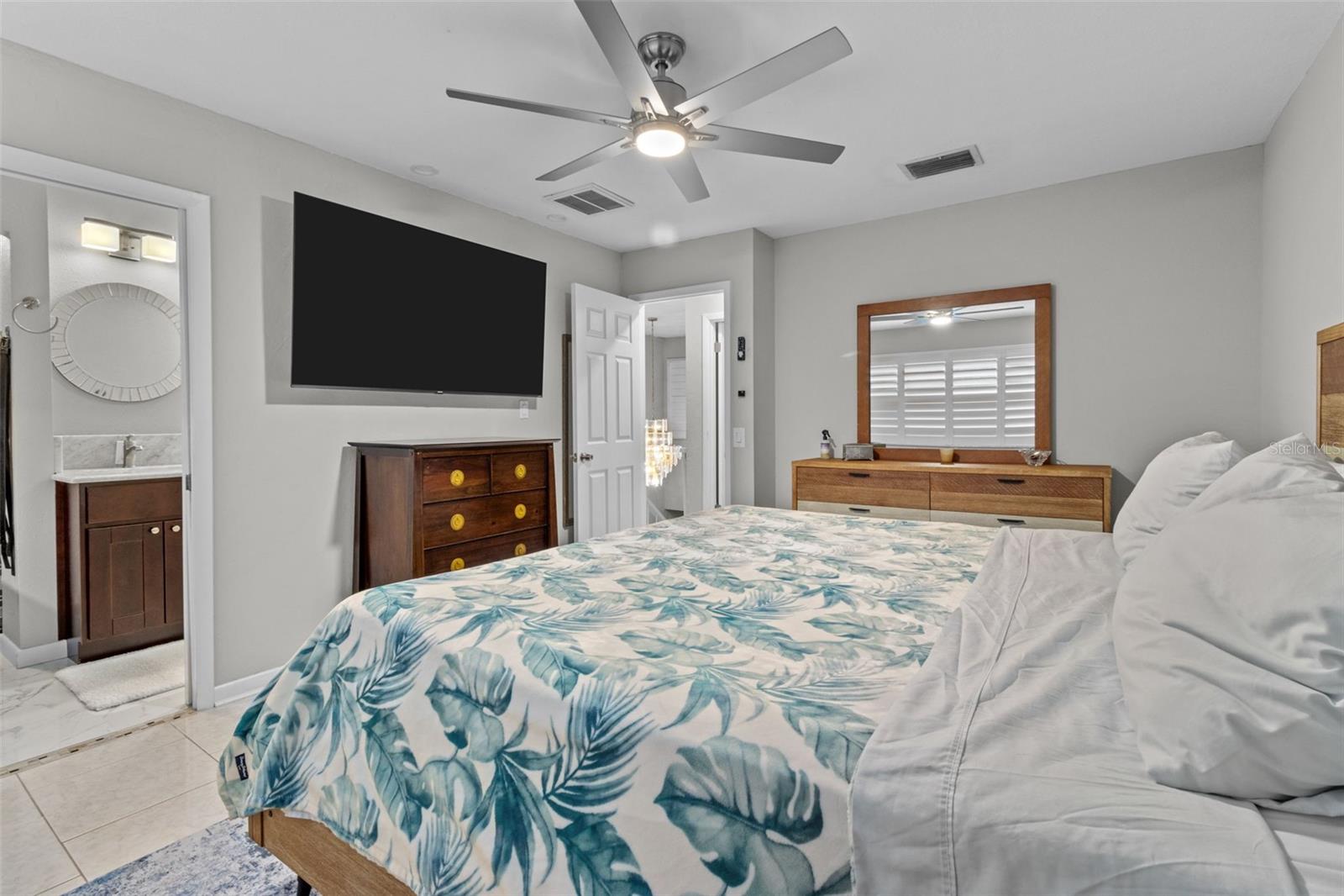 Image 26 of 62 For 10135 133rd Street