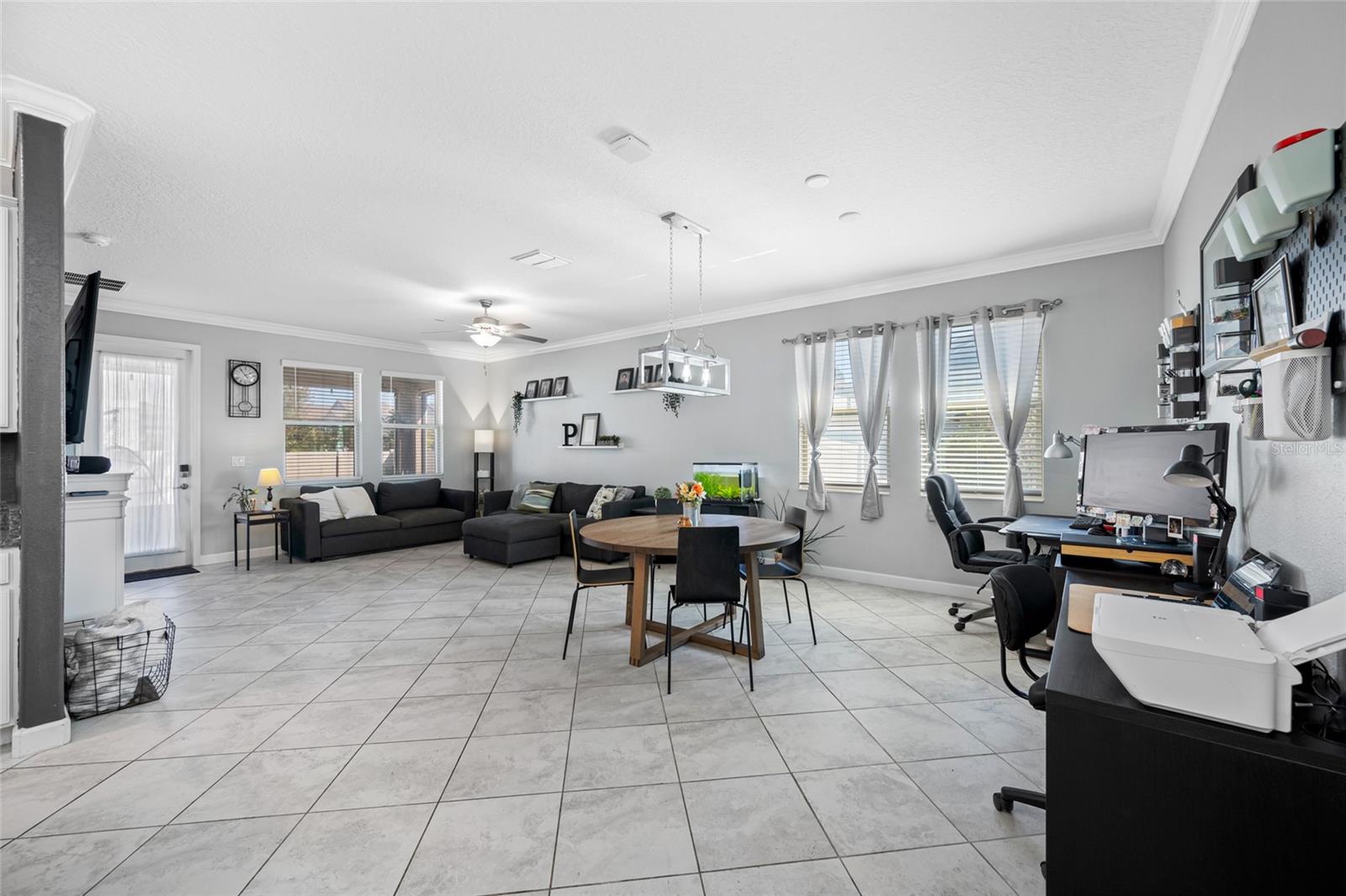 Image 17 of 75 For 9205 Shadyside Lane