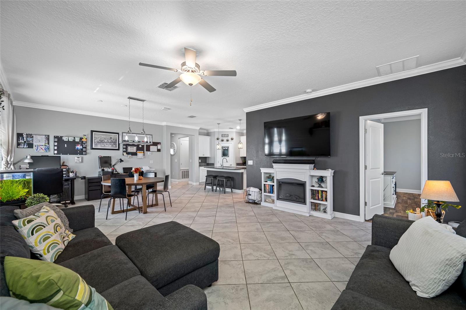 Image 2 of 75 For 9205 Shadyside Lane