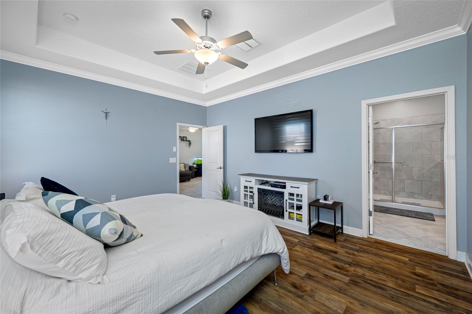 Image 20 of 75 For 9205 Shadyside Lane