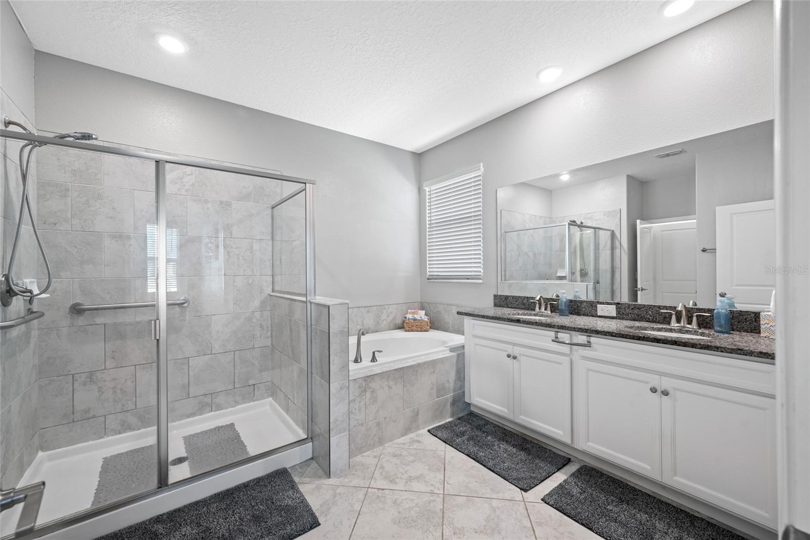 Image 23 of 75 For 9205 Shadyside Lane