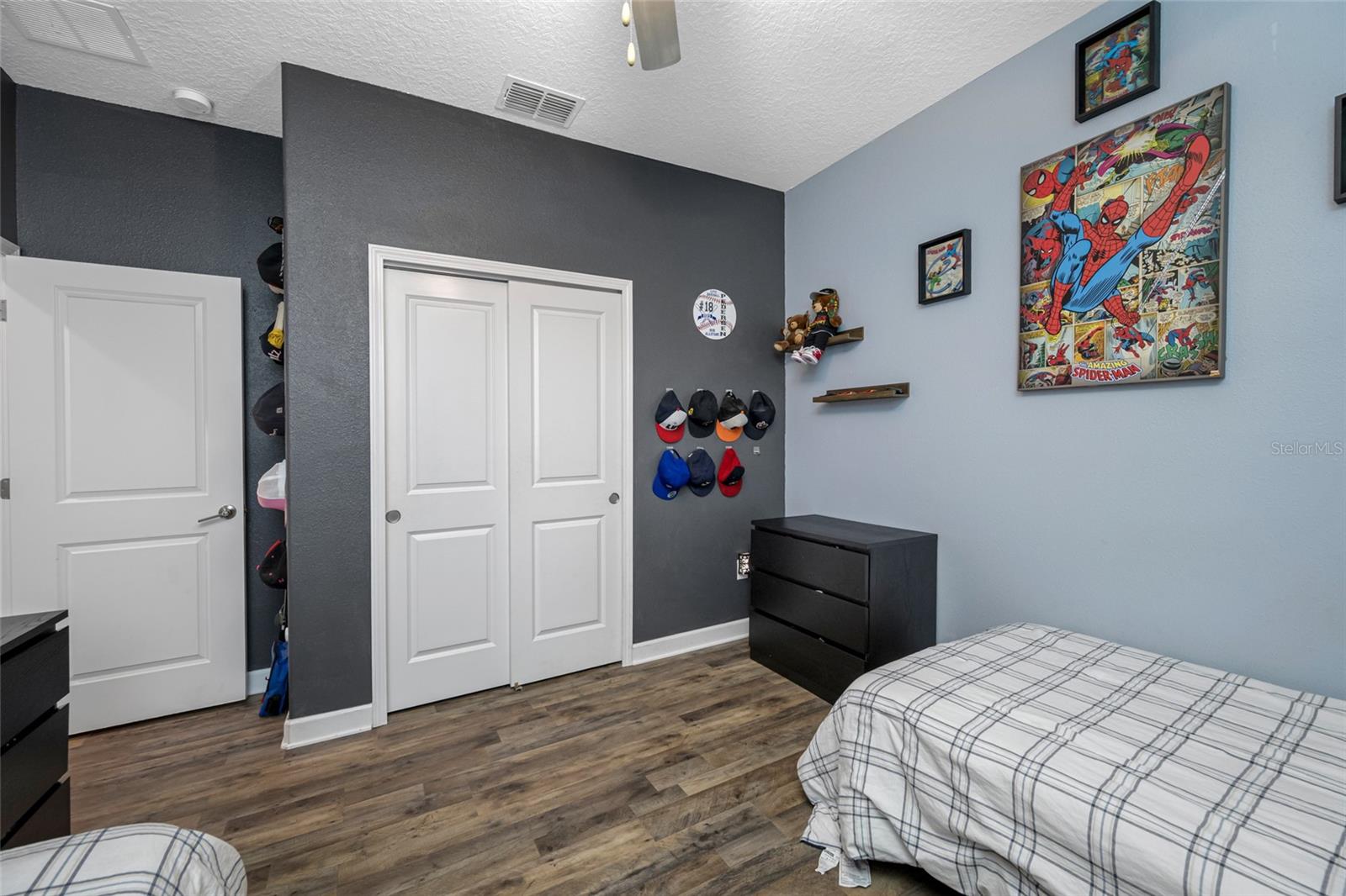 Image 31 of 75 For 9205 Shadyside Lane