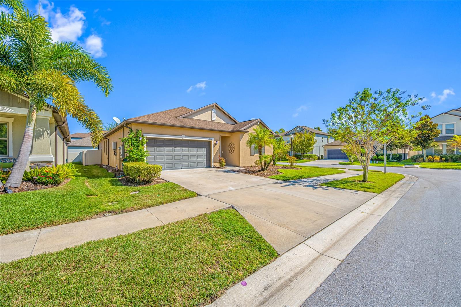 Image 58 of 75 For 9205 Shadyside Lane