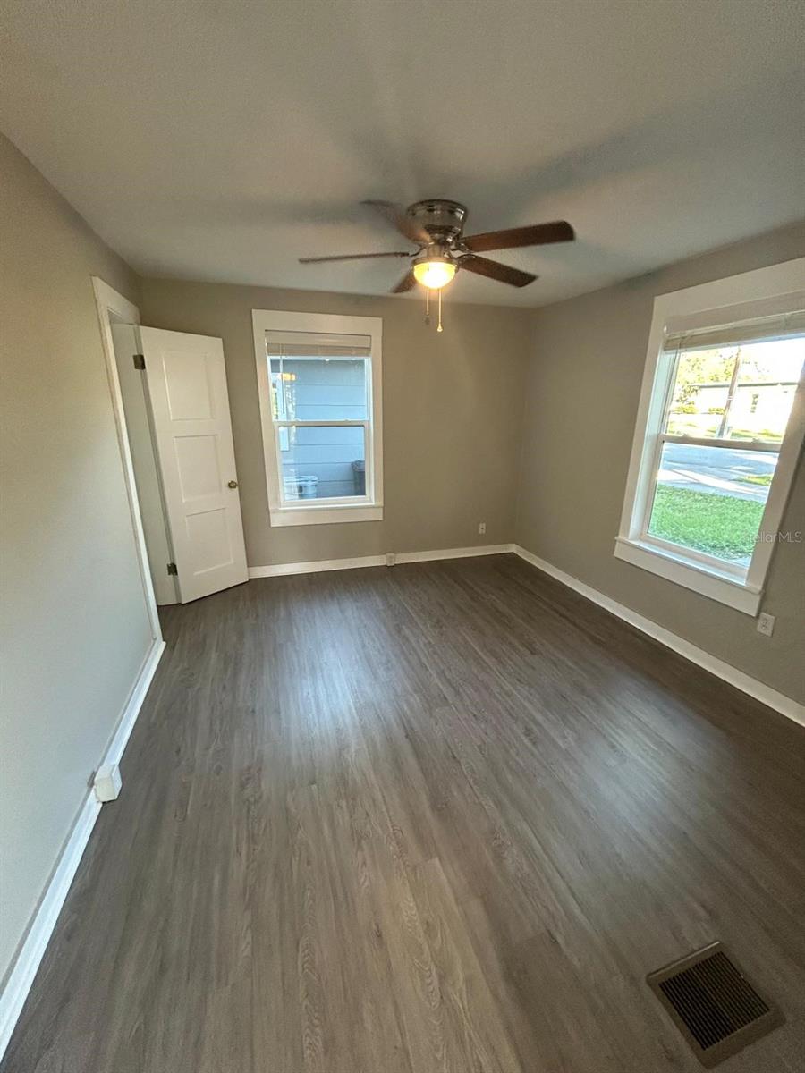 Image 3 of 11 For 37248 Florida Avenue