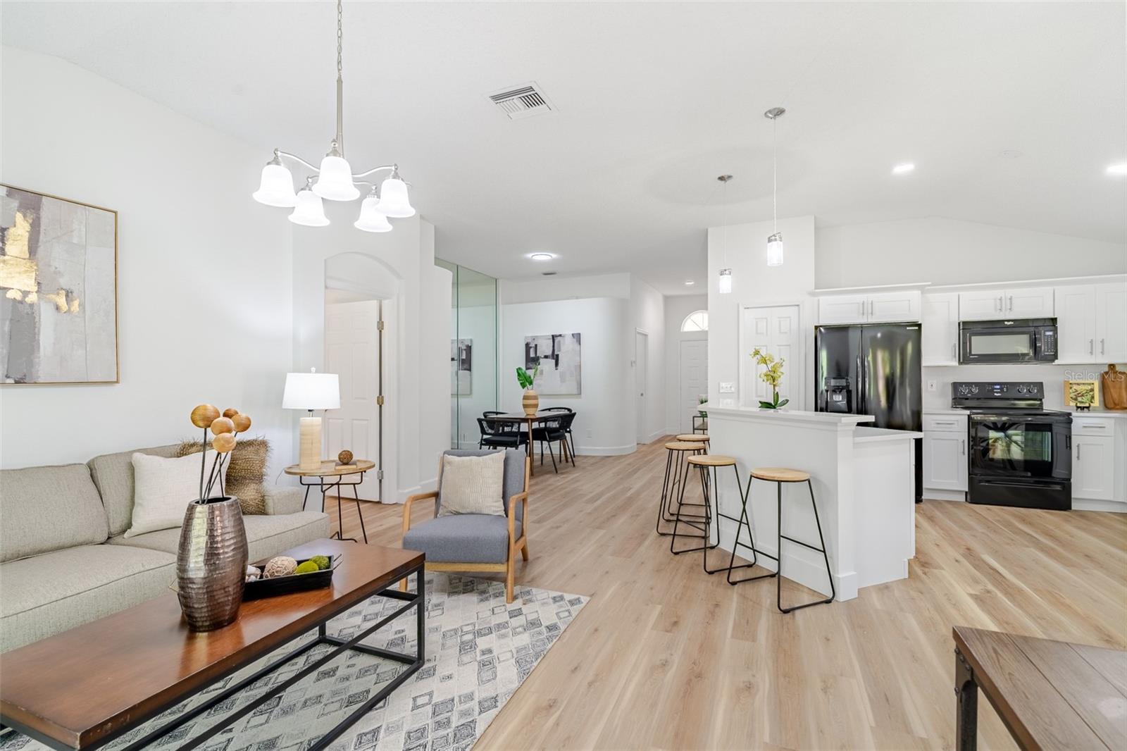 Image 10 of 34 For 315 Tavernier Drive