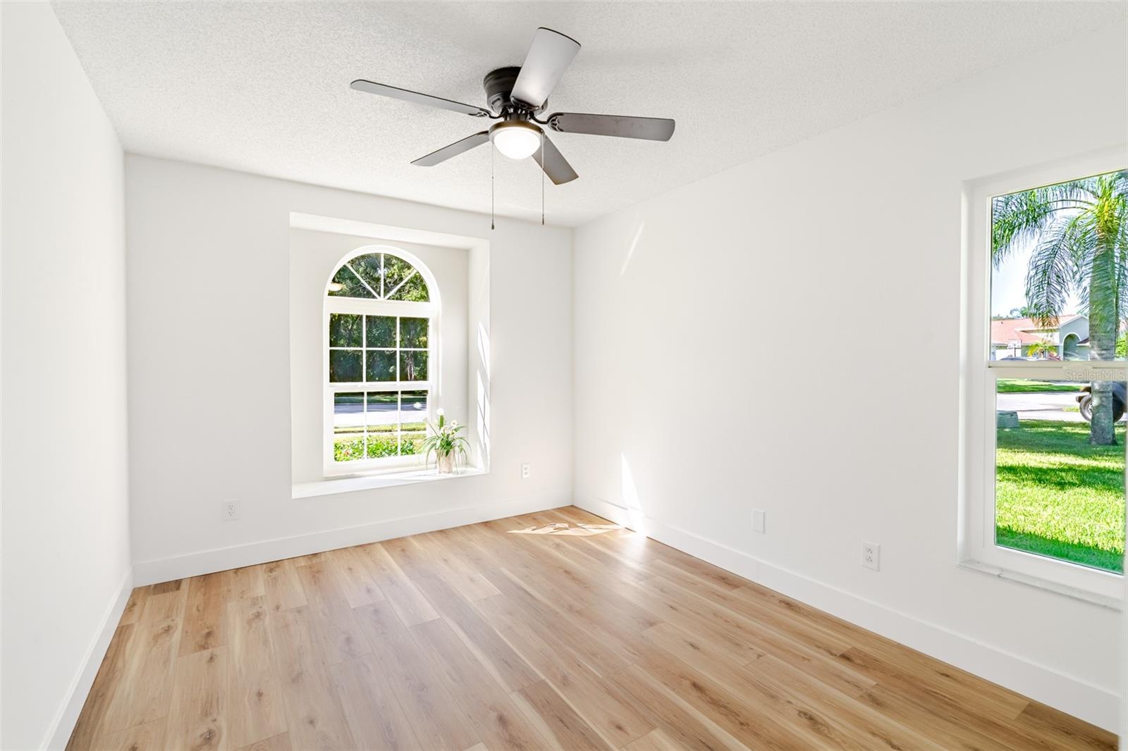 Image 24 of 34 For 315 Tavernier Drive