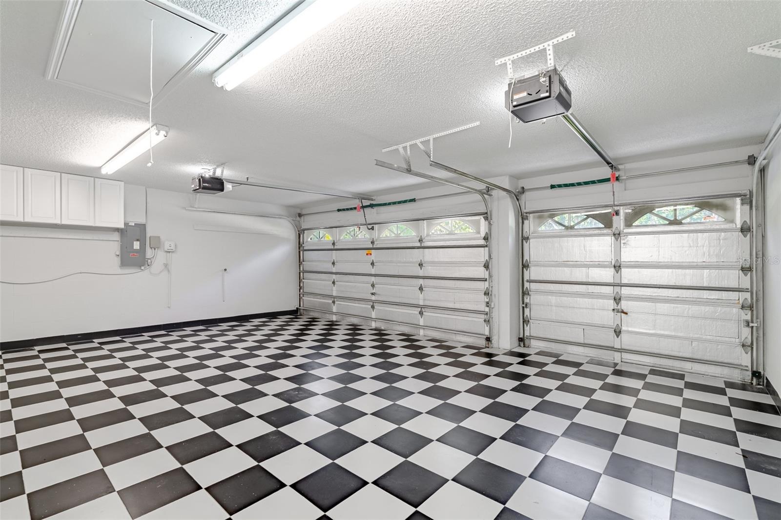 Image 28 of 34 For 315 Tavernier Drive