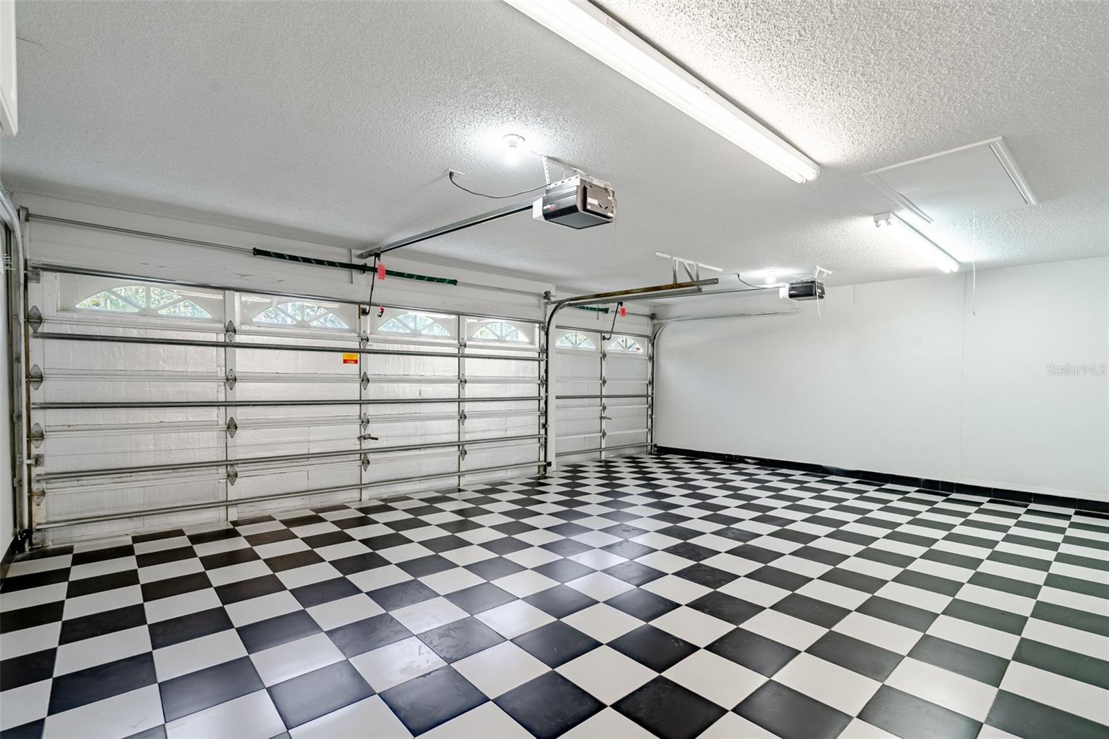 Image 29 of 34 For 315 Tavernier Drive