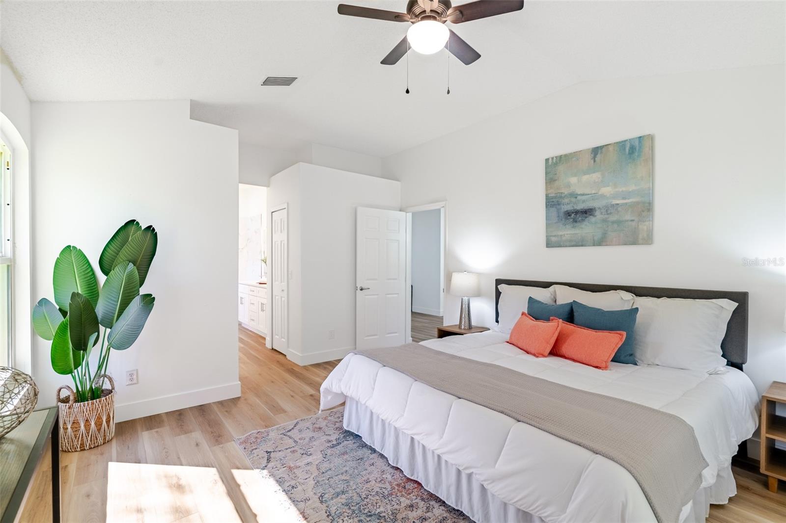 Image 4 of 34 For 315 Tavernier Drive