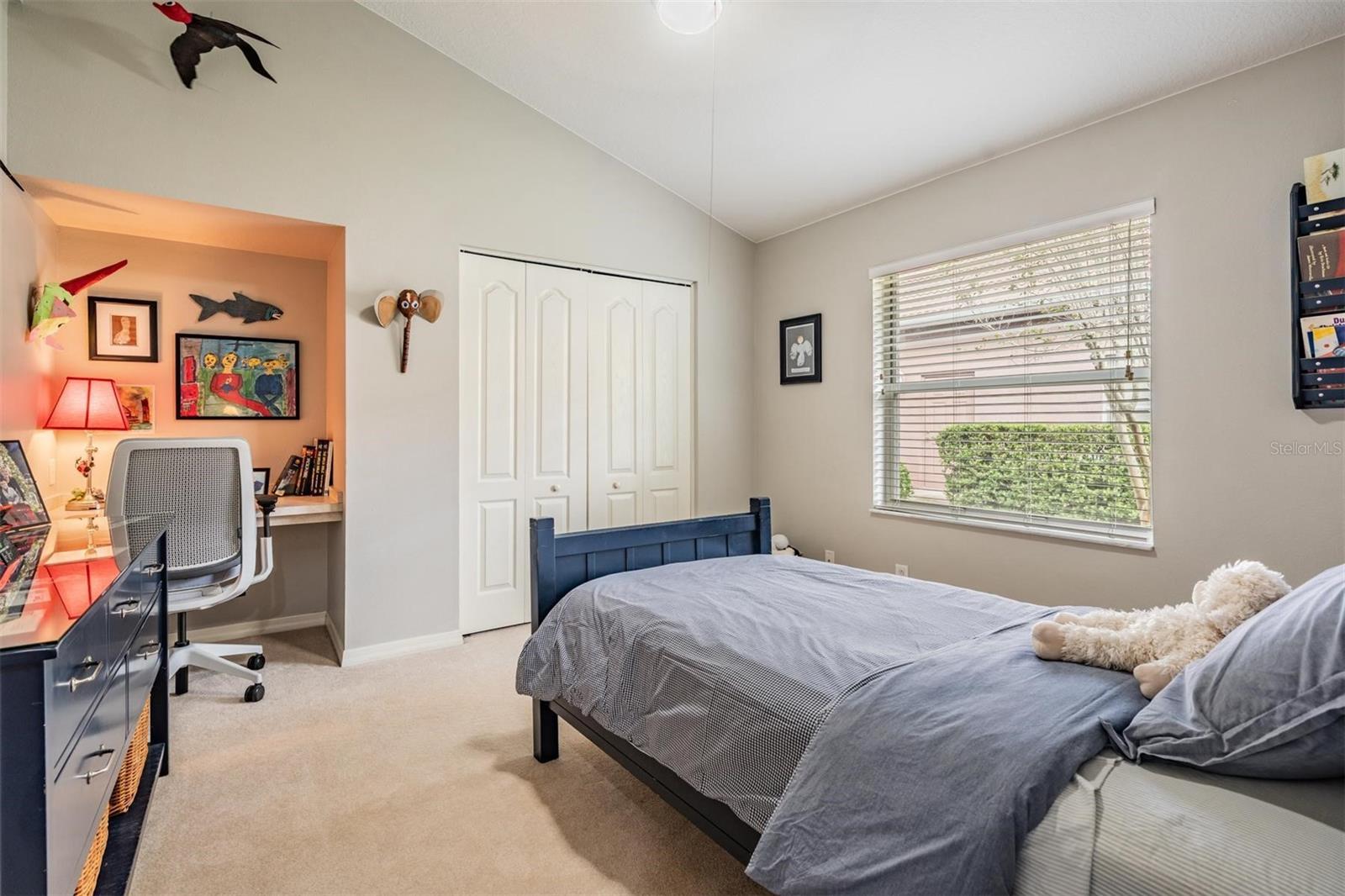 Image 16 of 35 For 10552 Greencrest Drive