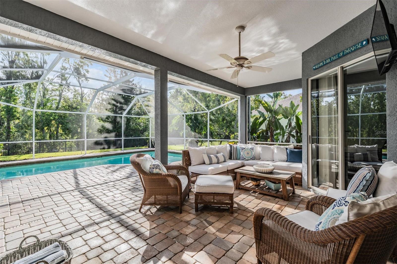 Image 5 of 35 For 10552 Greencrest Drive