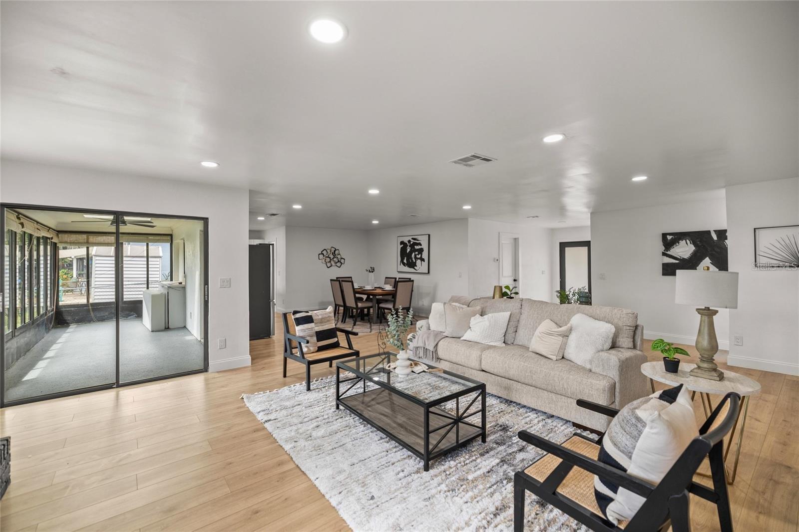 Image 10 of 33 For 1218 4th Avenue