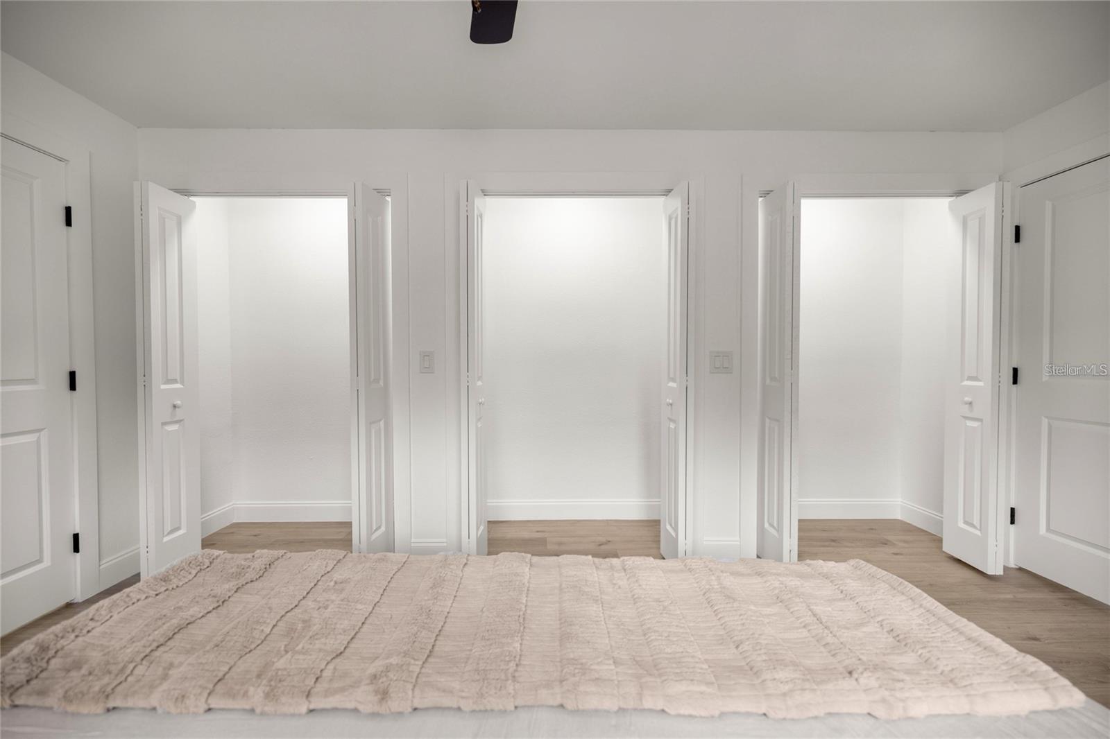 Image 17 of 33 For 1218 4th Avenue