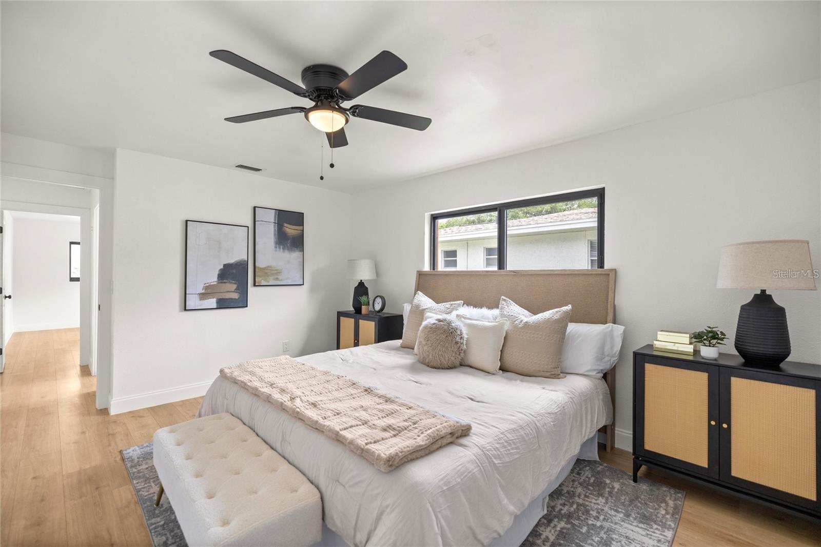 Image 18 of 33 For 1218 4th Avenue