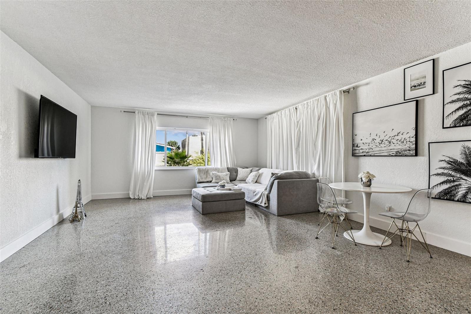 Image 15 of 96 For 15390 2nd Street E