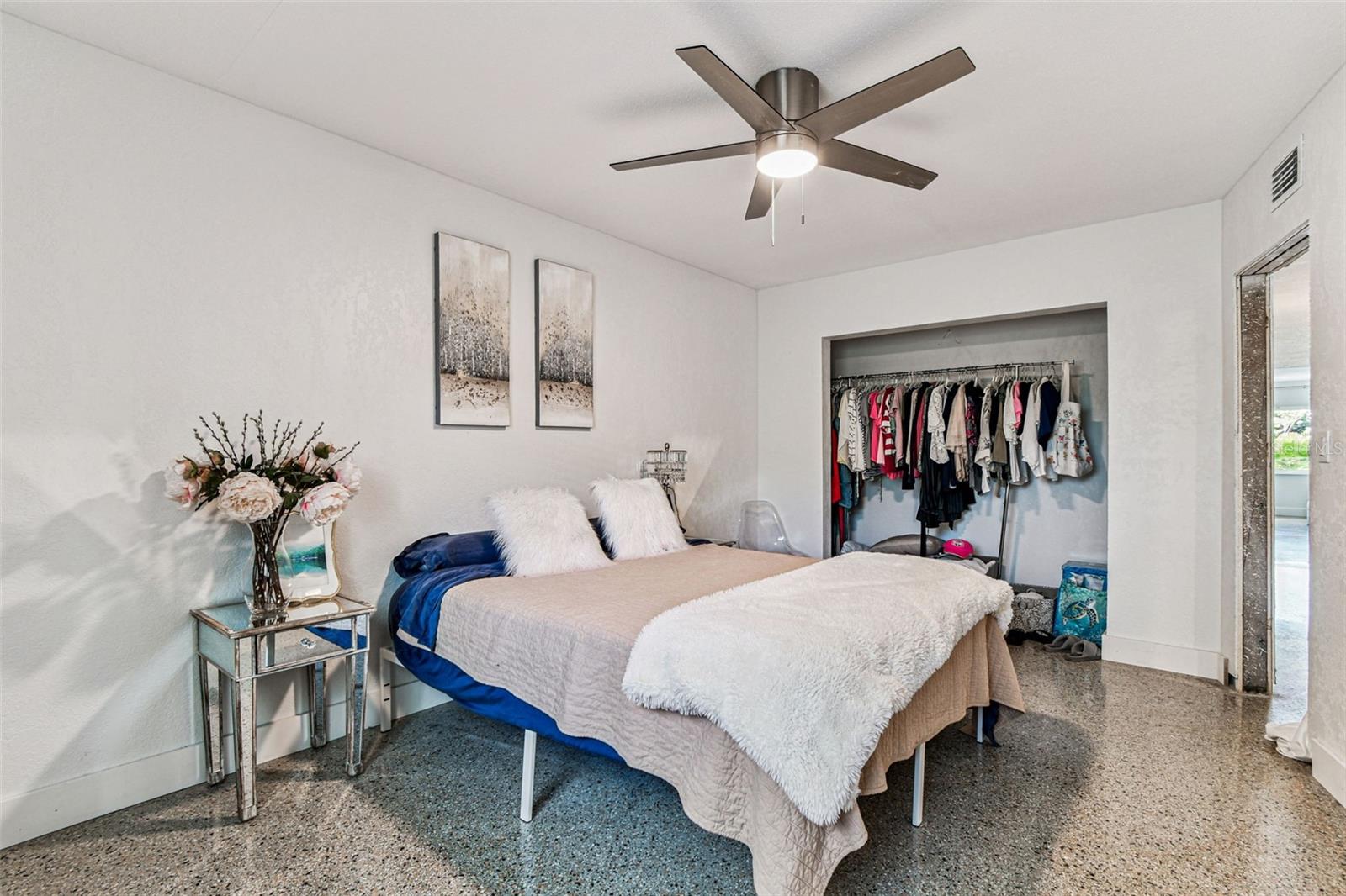 Image 38 of 96 For 15390 2nd Street E