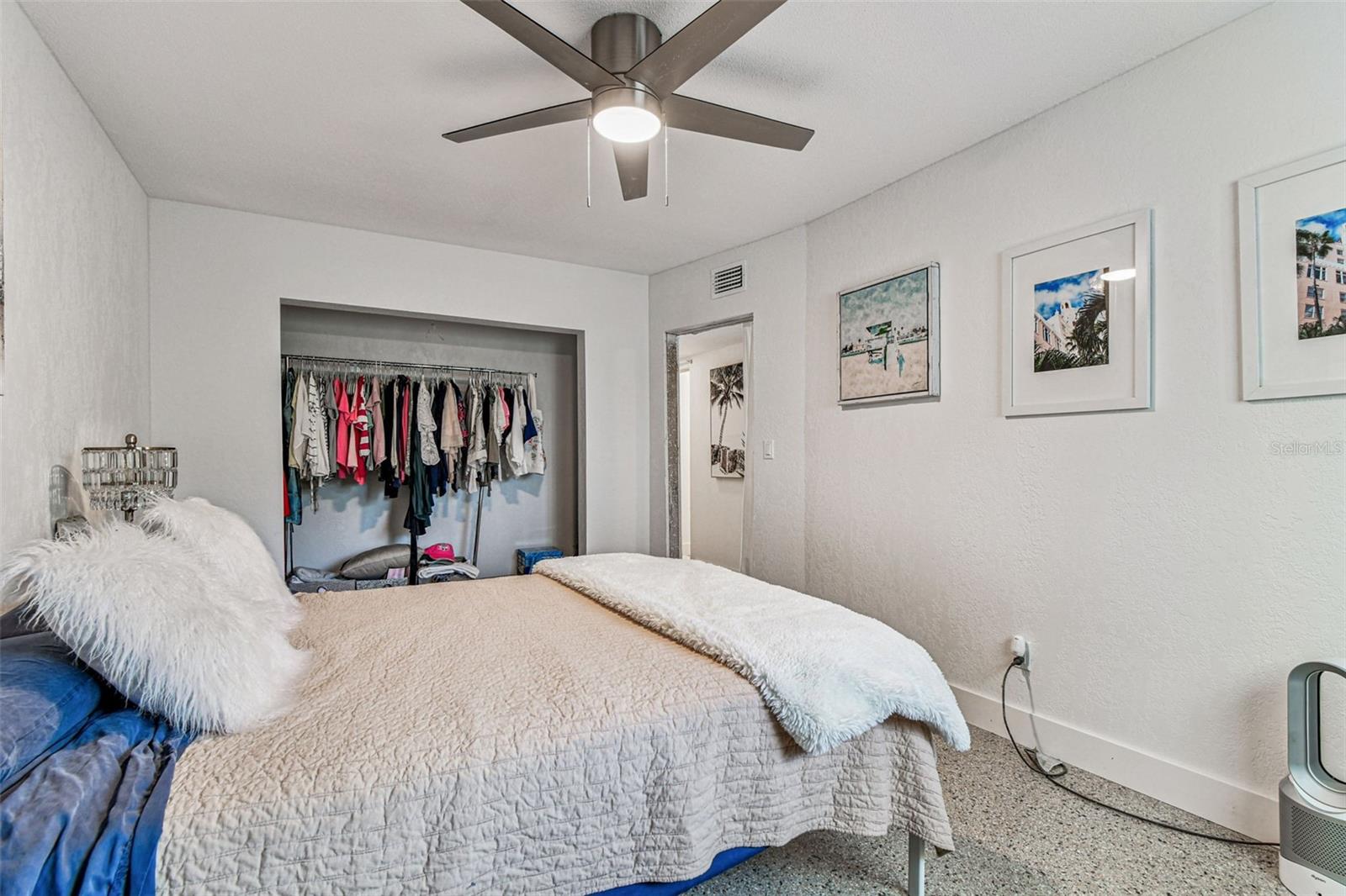 Image 39 of 96 For 15390 2nd Street E