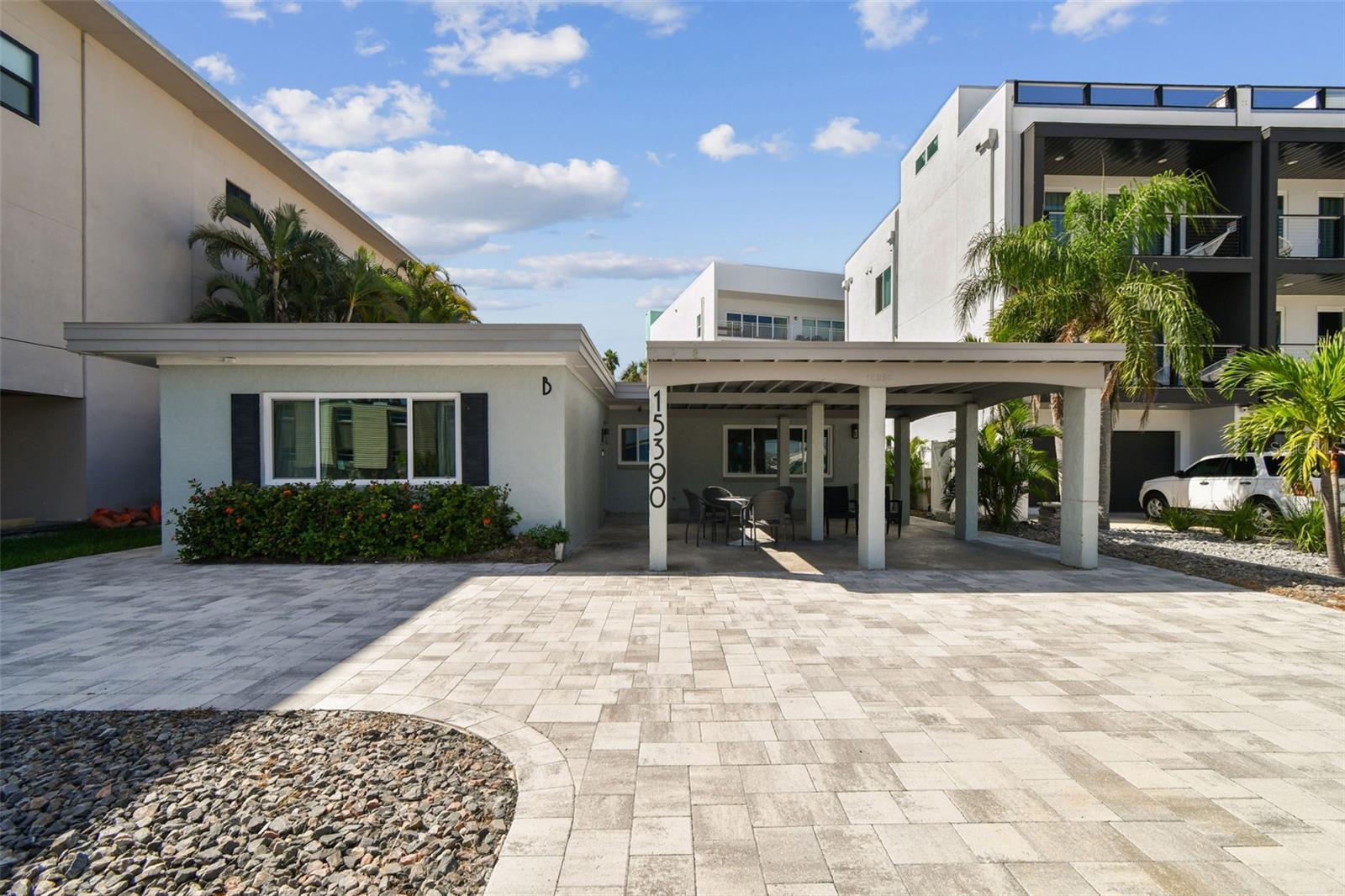 Image 7 of 96 For 15390 2nd Street E