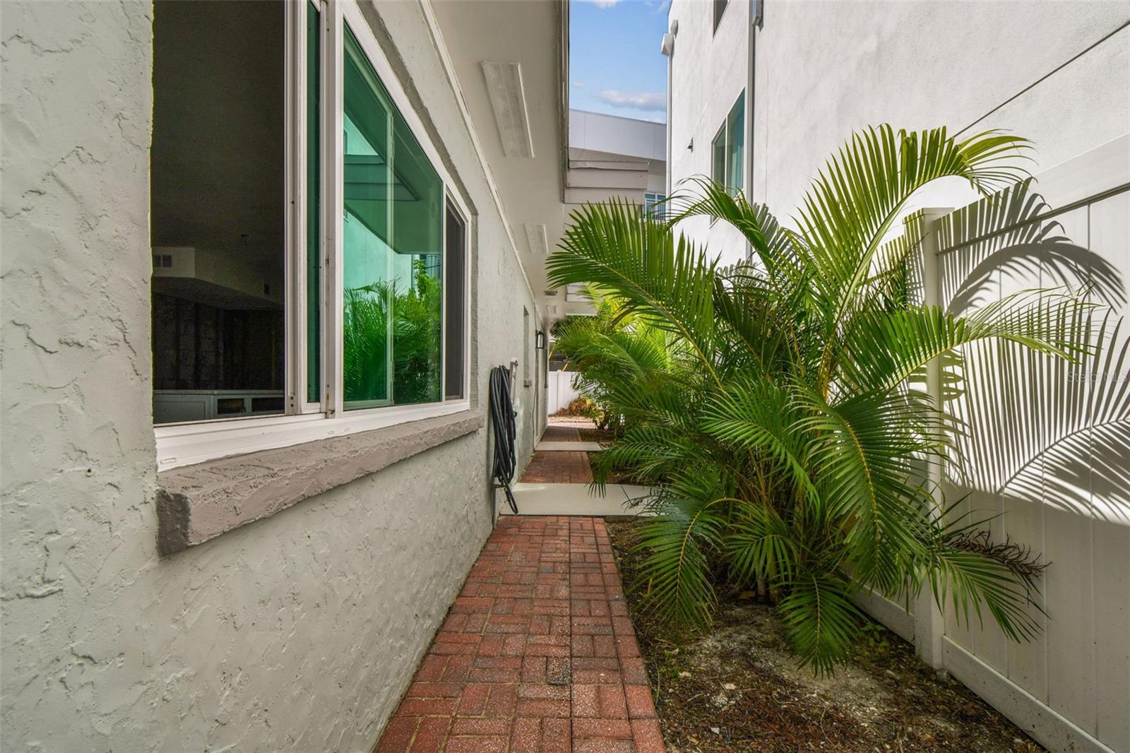 Image 70 of 96 For 15390 2nd Street E