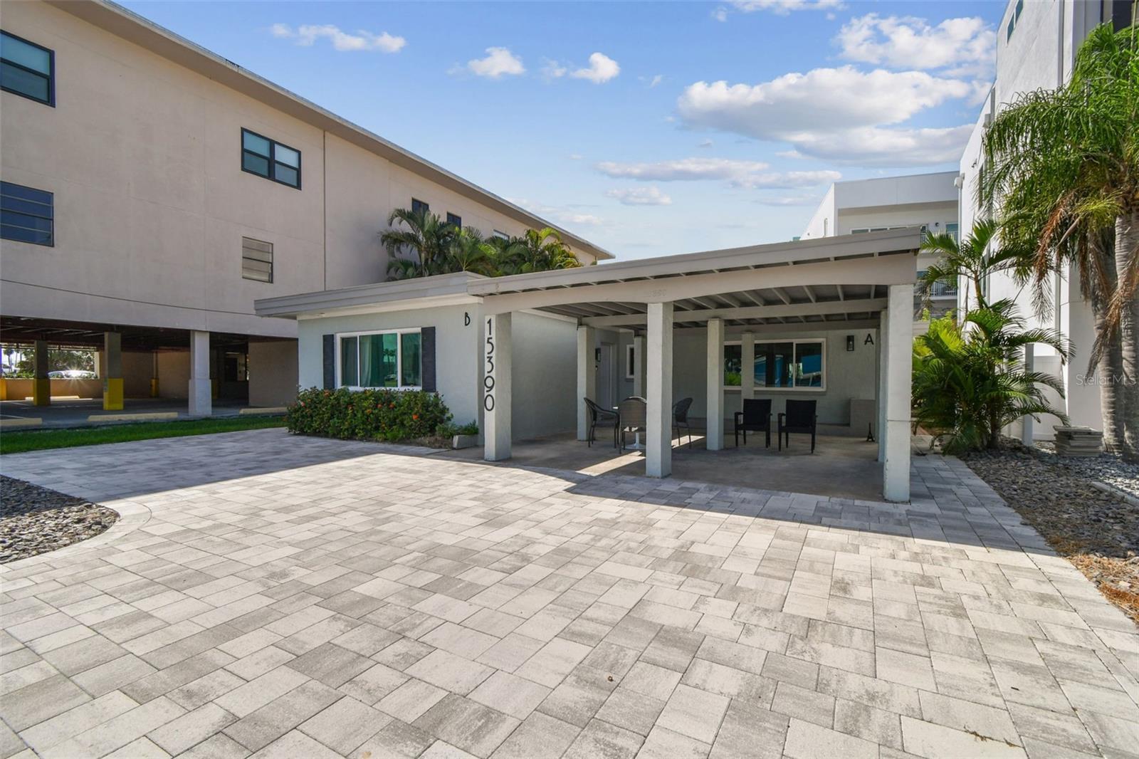 Image 8 of 96 For 15390 2nd Street E