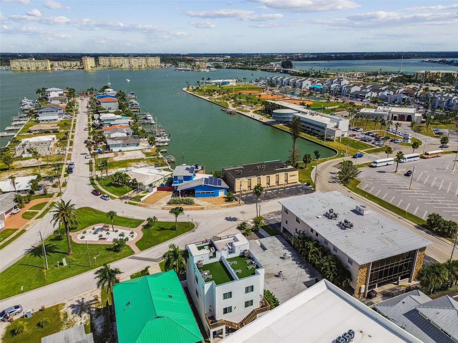 Image 93 of 96 For 15390 2nd Street E