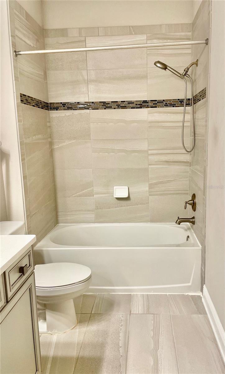 Image 19 of 24 For 30255 Southwell Lane