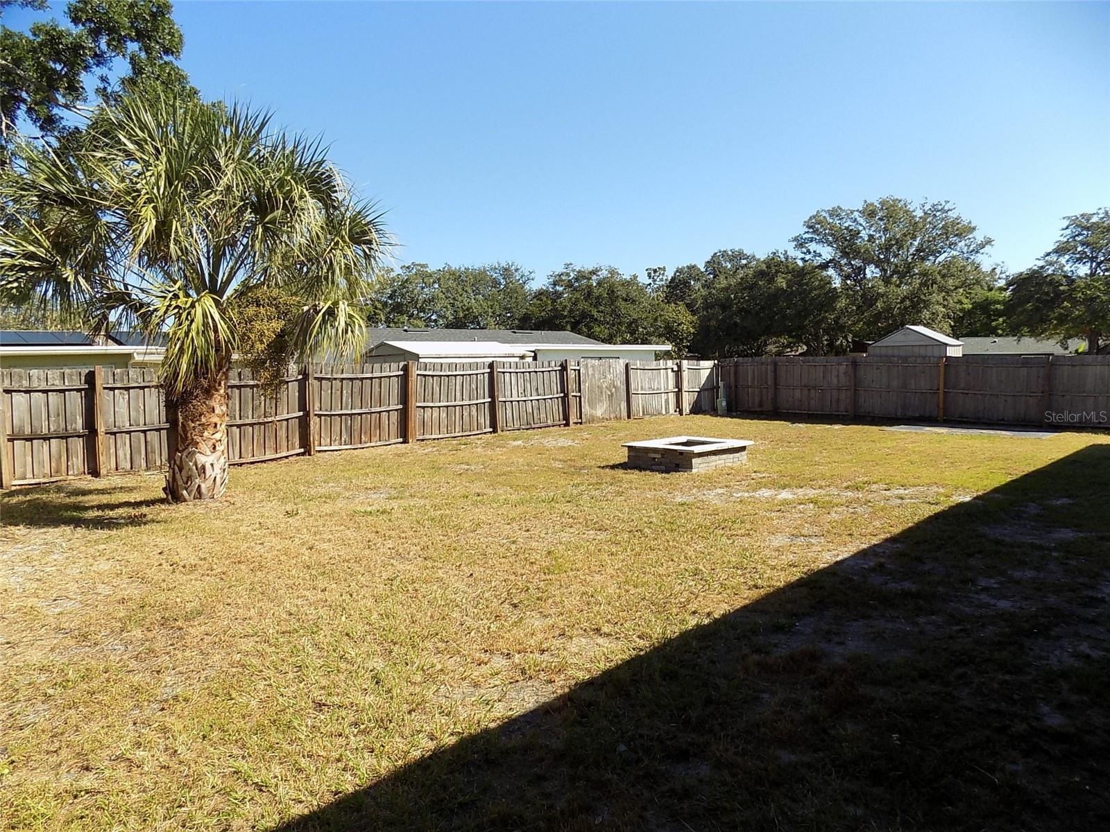 Image 18 of 19 For 1802 Chinaberry Drive