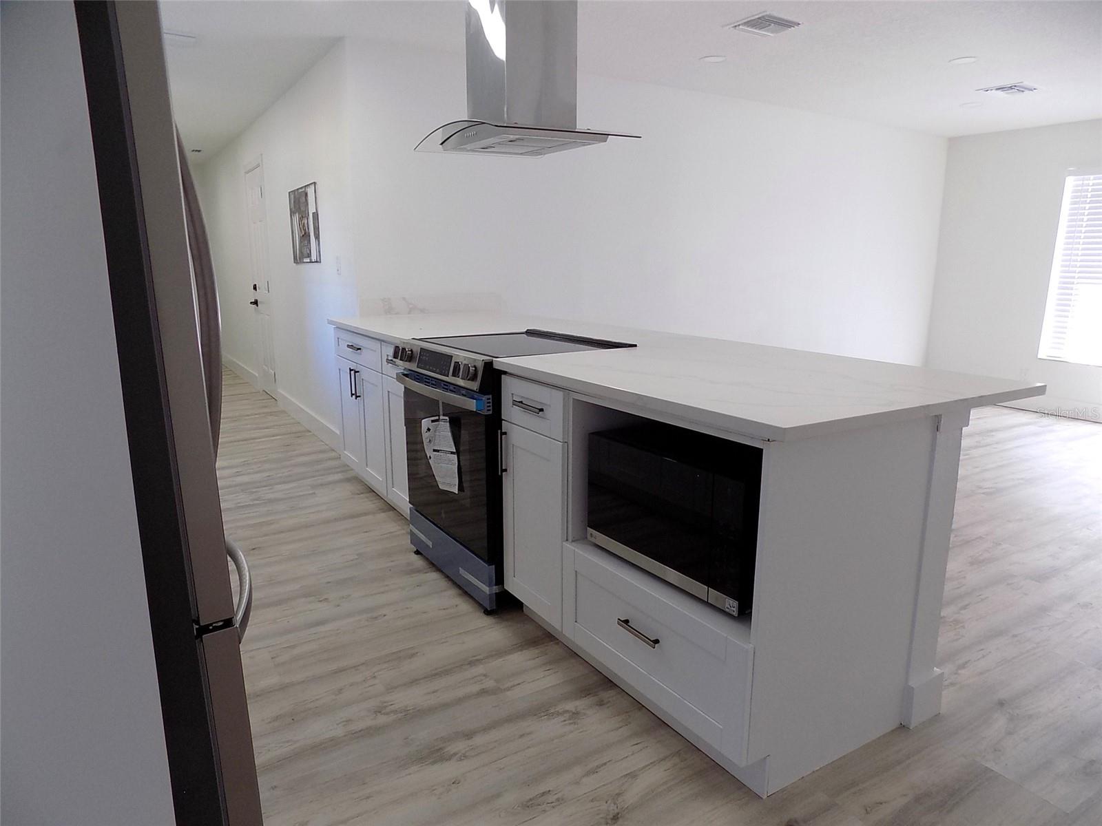 Image 4 of 19 For 1802 Chinaberry Drive