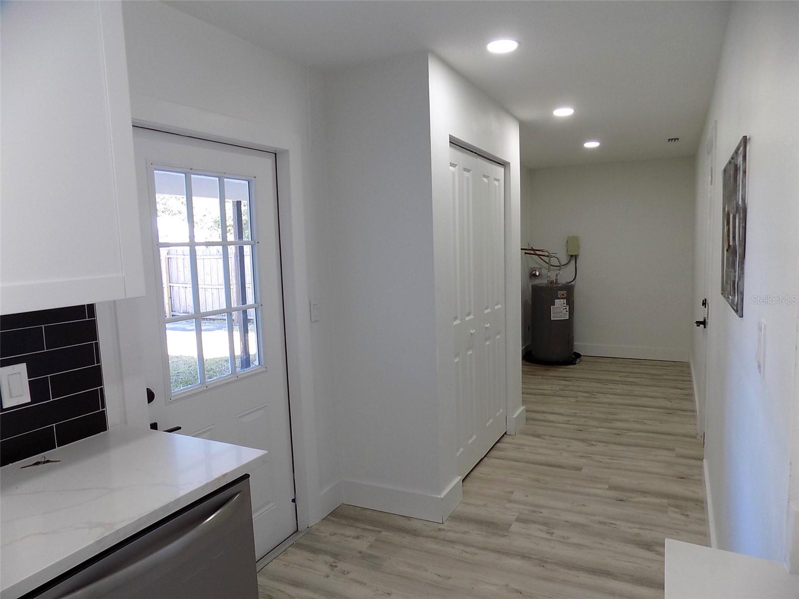 Image 8 of 19 For 1802 Chinaberry Drive